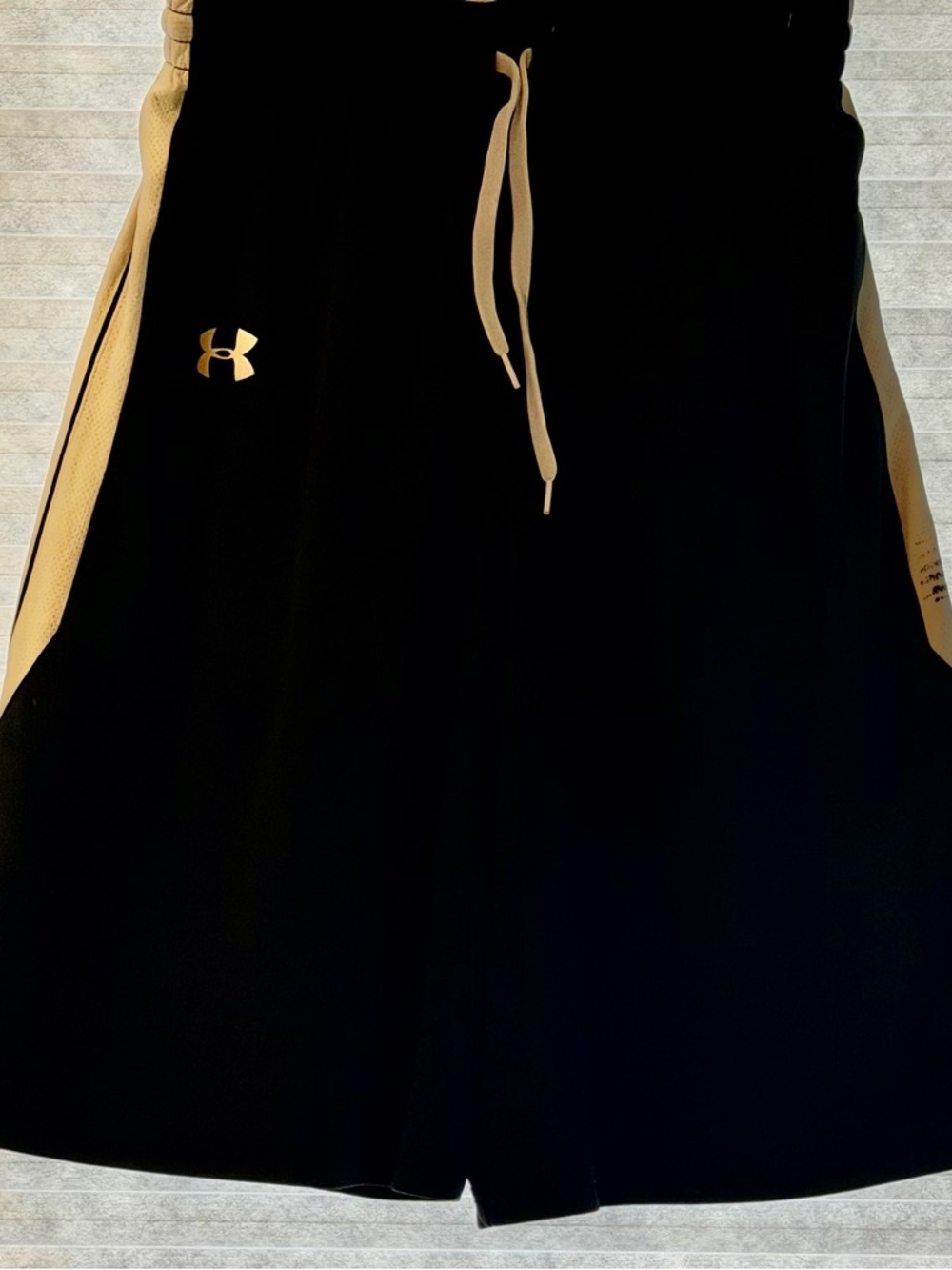 Under Armour Black Men’s Athletic Shorts with White  Trim and Logo - Size Medium